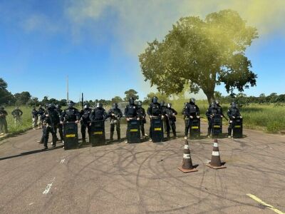 Imagem da notícia Grupo de Choque da PRF é mobilizado em Mato Grosso do Sul após bloqueios do MST em rodovias federais