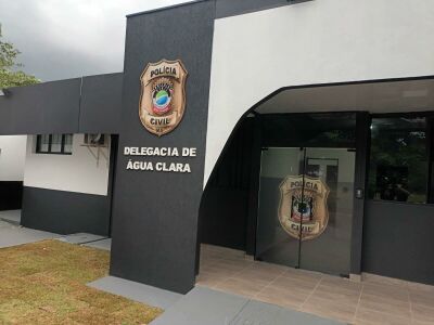Imagem da notícia Dois homens e cinco adolescentes são apreendidos em investigação de estupro coletivo em Água Clara
