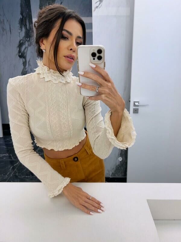 Imagem de Cropped Malha Cru Antonella - Cloude
