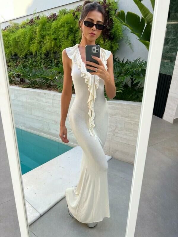 Imagem de Vestido Off White Thalita marca Cloude