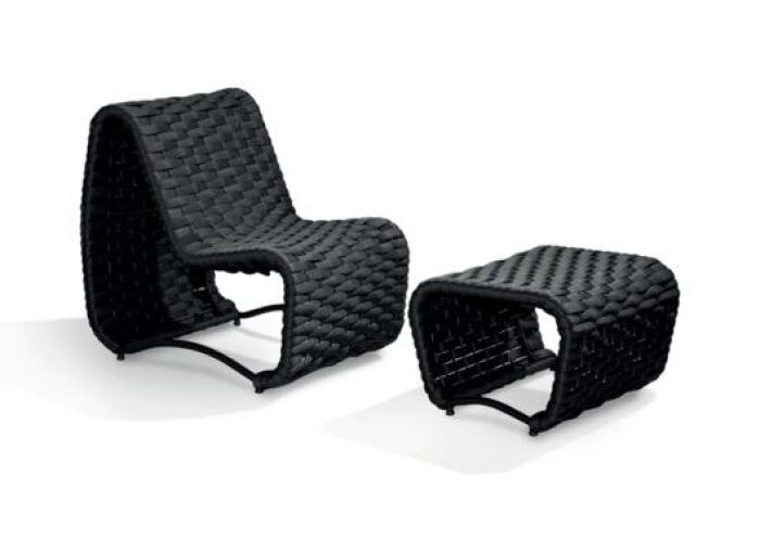 Imagem de https://cdn.interago.com.br/img/jpeg/w_0_q_8/17/mc/Area Externa/Poltrona Wave com Puff no tricô náutico