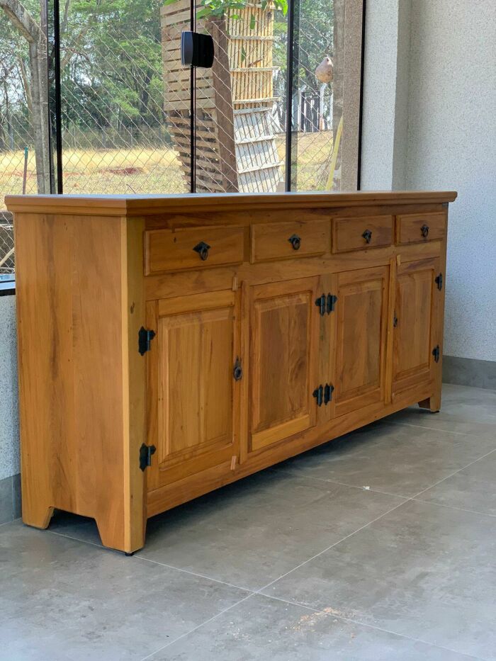 Imagem de https://cdn.interago.com.br/img/jpeg/w_0_q_8/17/mc/Buffet/Buffet 200cm Peroba Rosa Maquinada