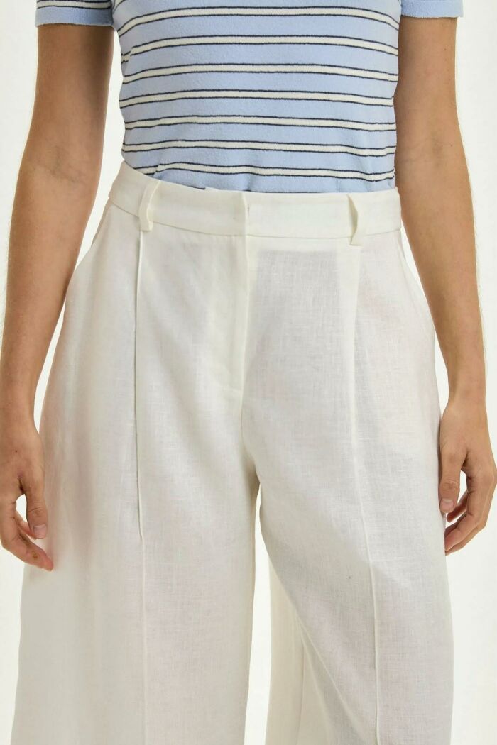 Imagem de Bermuda Natasha Off White Le Blog
