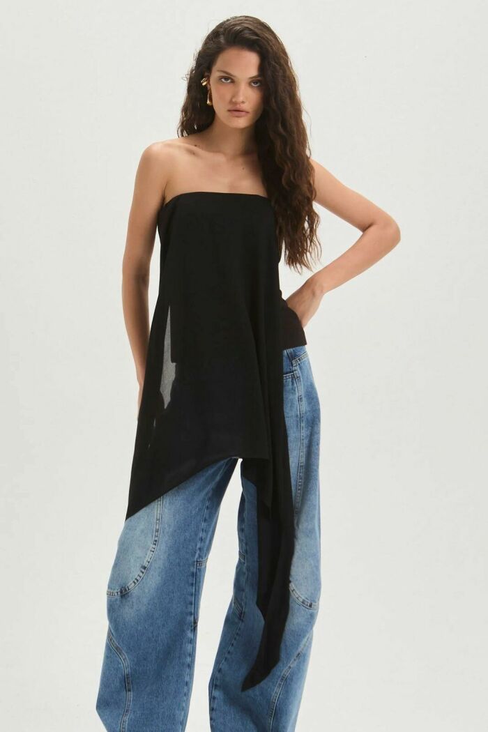 Imagem de Blusa Natasha Preta Le Blog