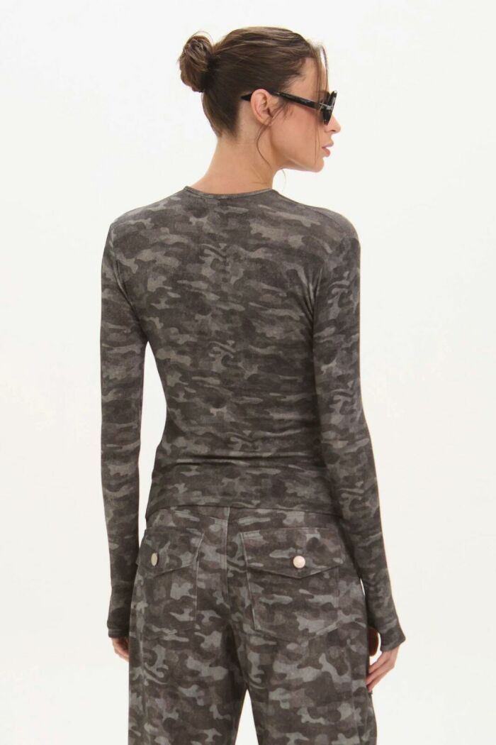 Imagem de Blusa Raissa Grey Camouflage Le Blog