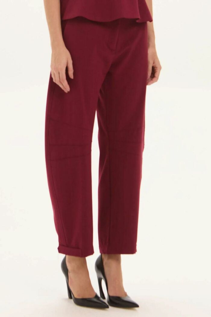 Imagem de Calça Flora Dark Wine Le Blog