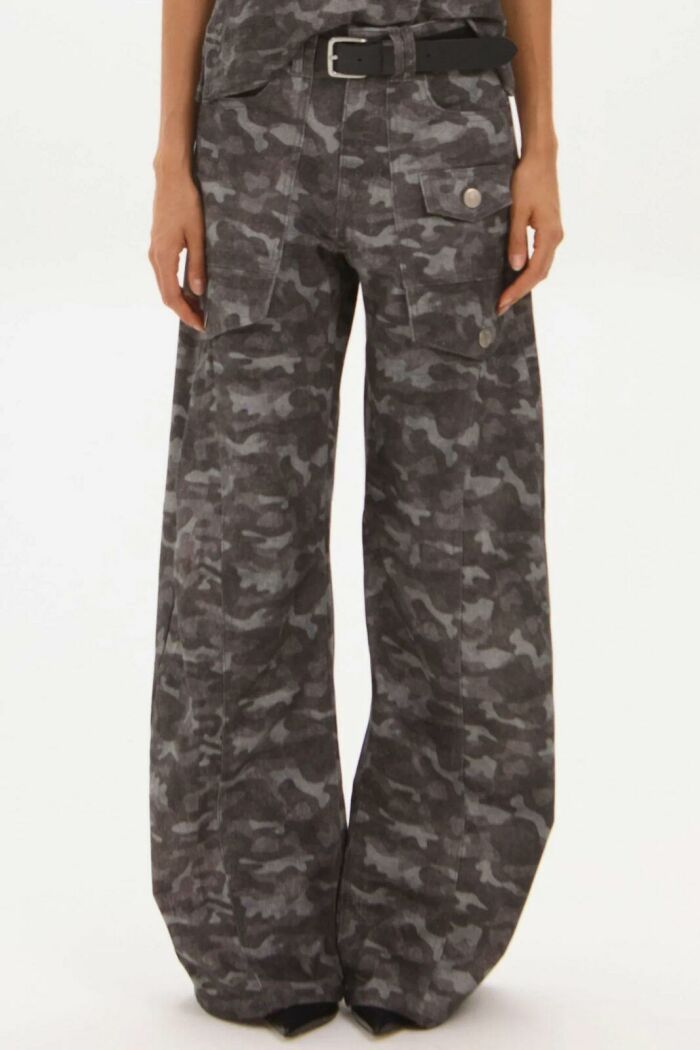 Imagem de Calça Raissa Grey Camouflage Le Blog