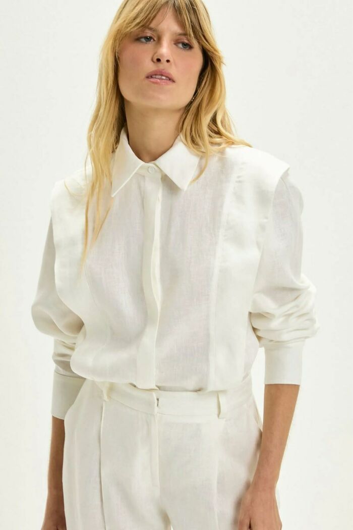 Imagem de Camisa Natasha Off White Le Blog