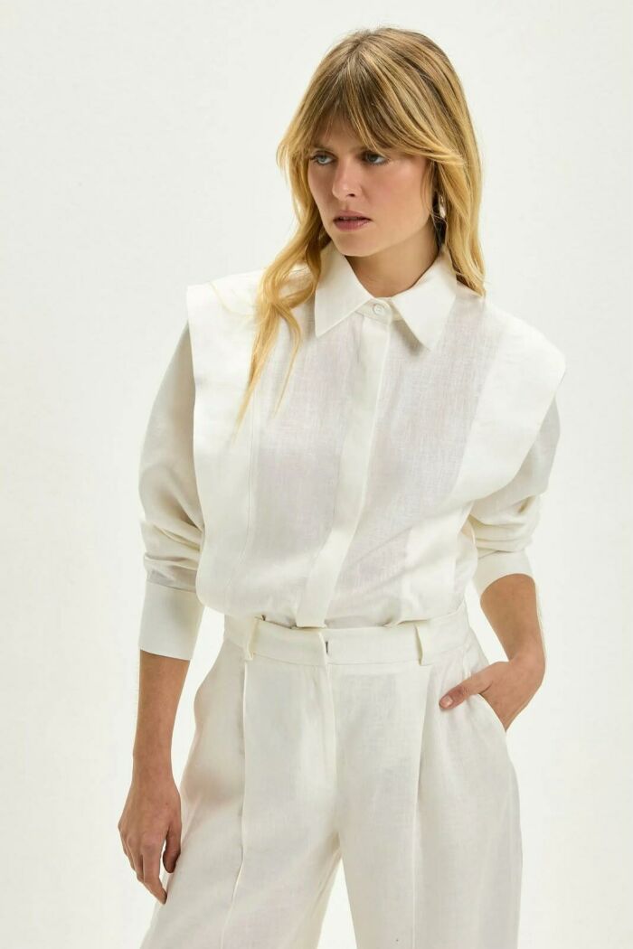 Imagem de Camisa Natasha Off White Le Blog