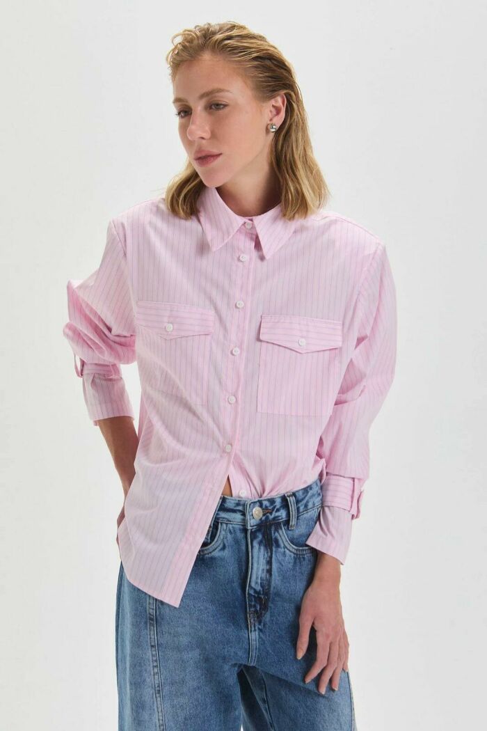 Imagem de Camisa Thais Pink Blossom Le Blog