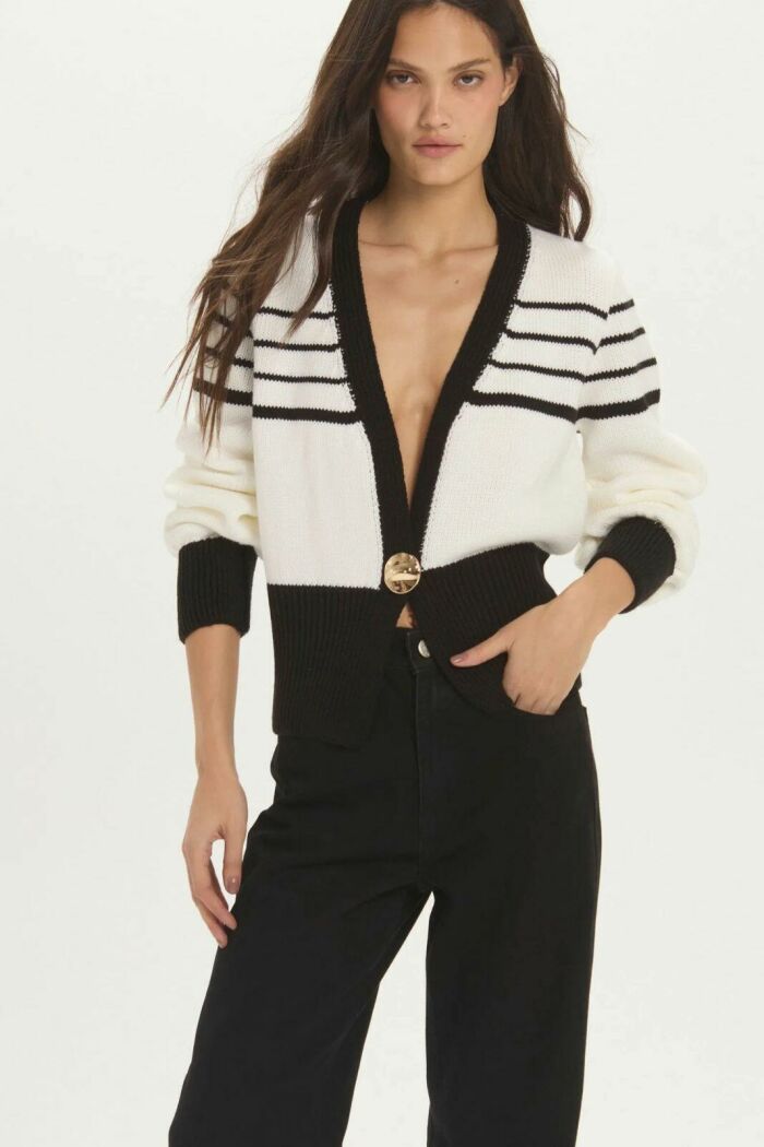 Imagem de Casaco Olívia Off White Le Blog