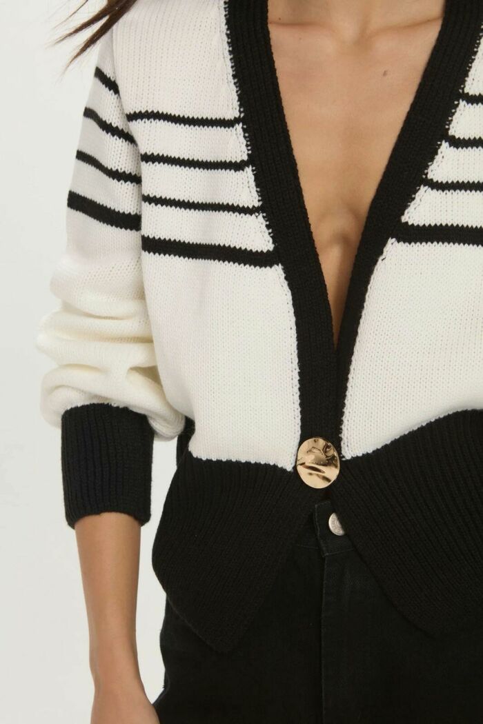 Imagem de Casaco Olívia Off White Le Blog