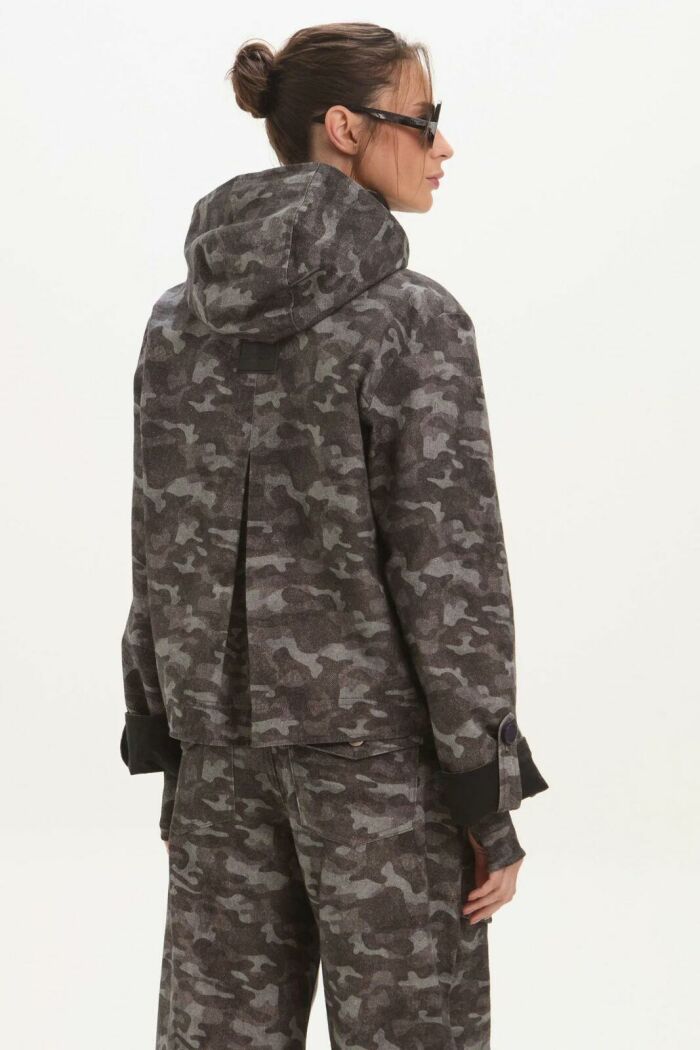 Imagem de Casaco Raissa Grey Camouflage Le Blog