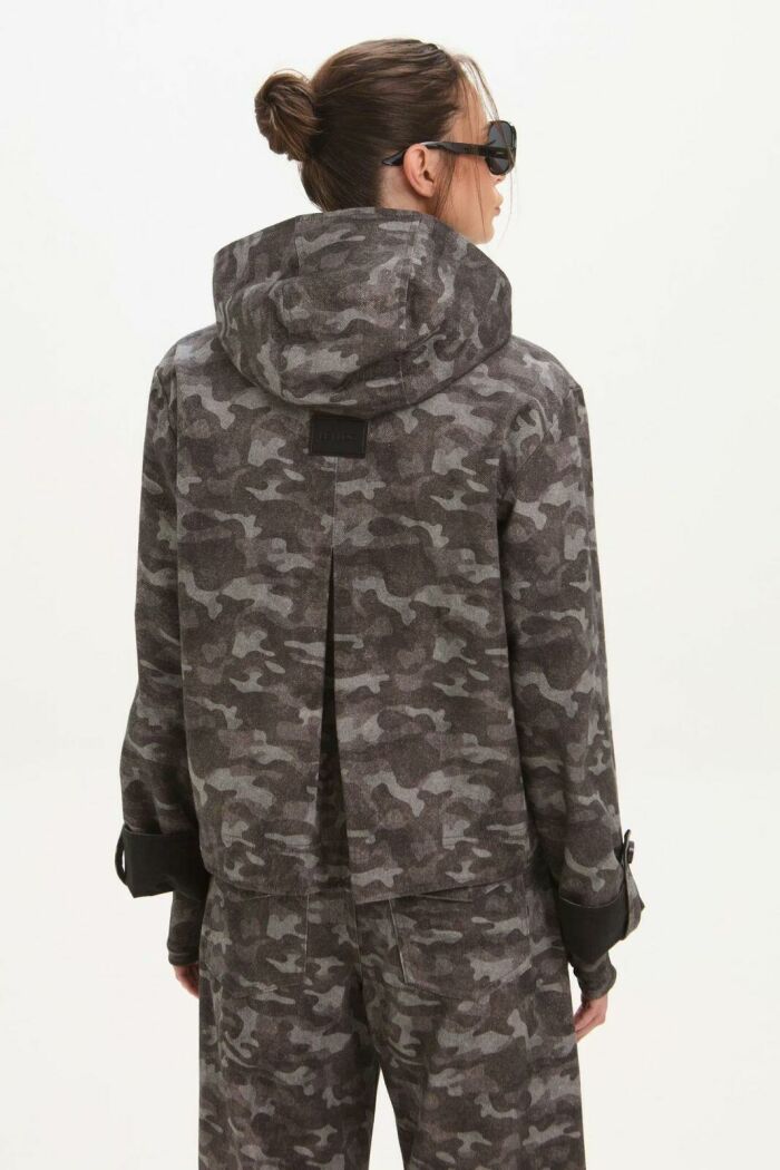 Imagem de Casaco Raissa Grey Camouflage Le Blog