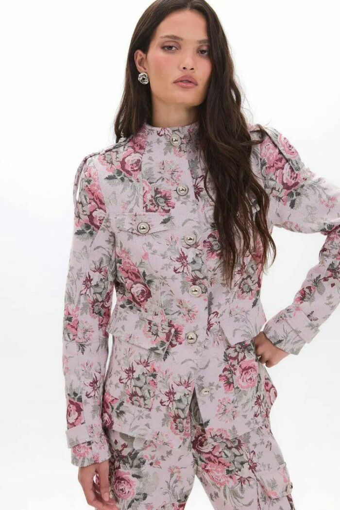 Imagem de Casaco Samara Jacquard Floral Le Blog