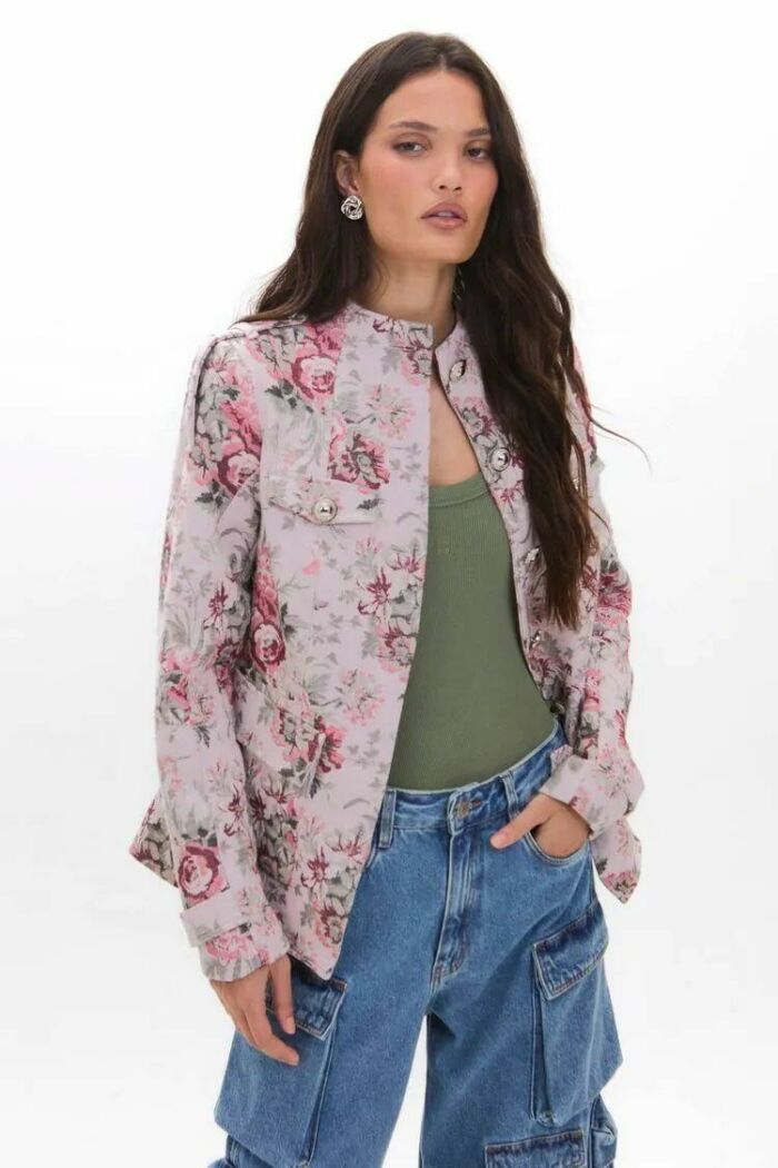 Imagem de Casaco Samara Jacquard Floral Le Blog