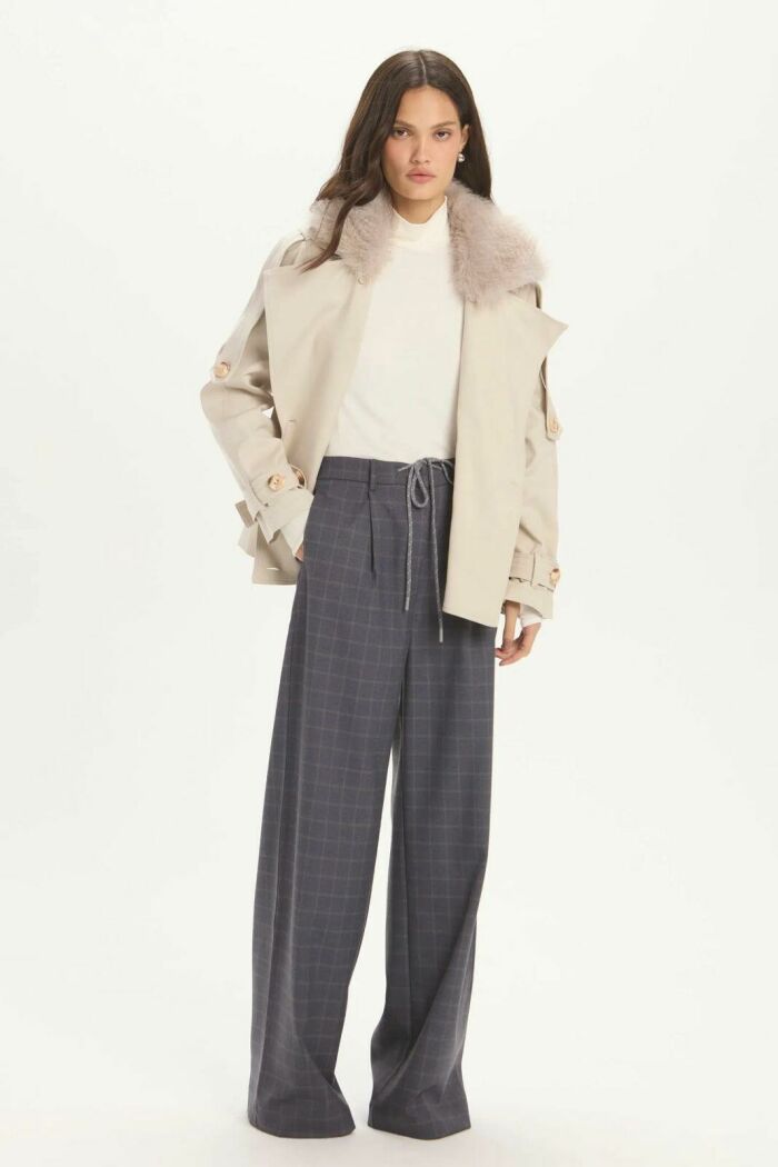 Imagem de Casaco Valentina Bege Sand Le Blog