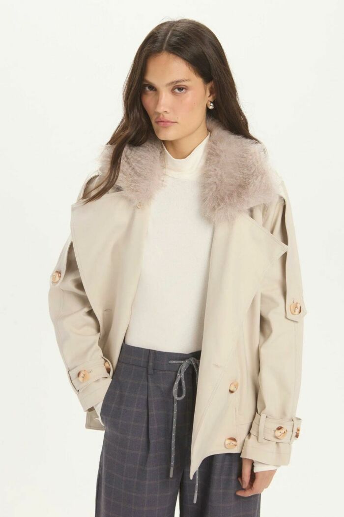 Imagem de Casaco Valentina Bege Sand Le Blog