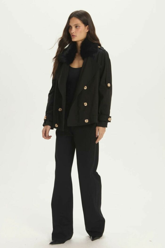 Imagem de Casaco Valentina Preto Le Blog