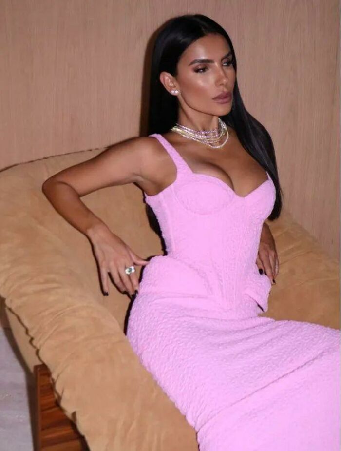 Imagem de Conjunto Bela Rosa Cloude