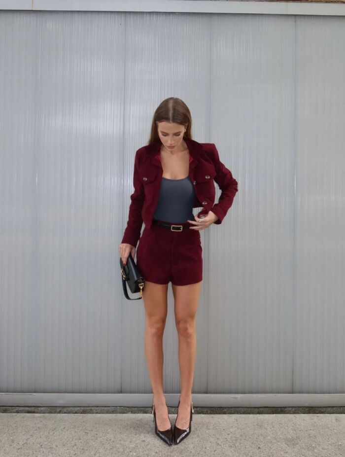 Imagem de Conjunto Diana Vinho Cloude