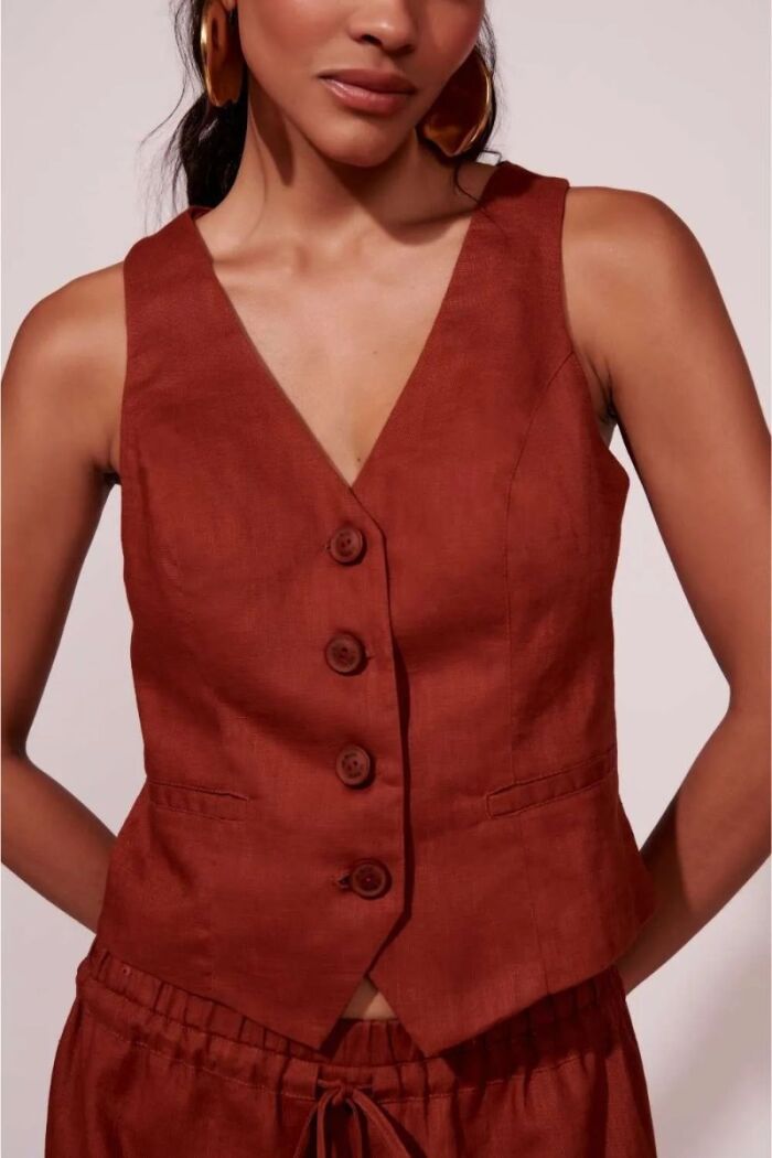 Imagem de Colete Camelia Marrom Cacau Le Blog