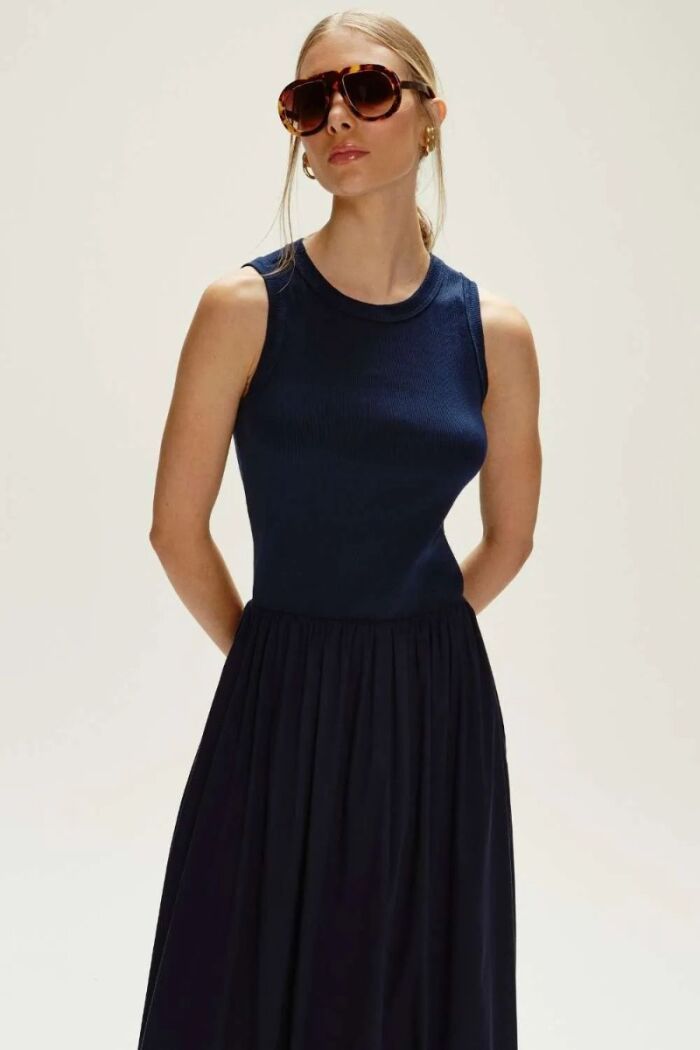 Imagem de Vestido Priscila Azul Marinho Le Blog