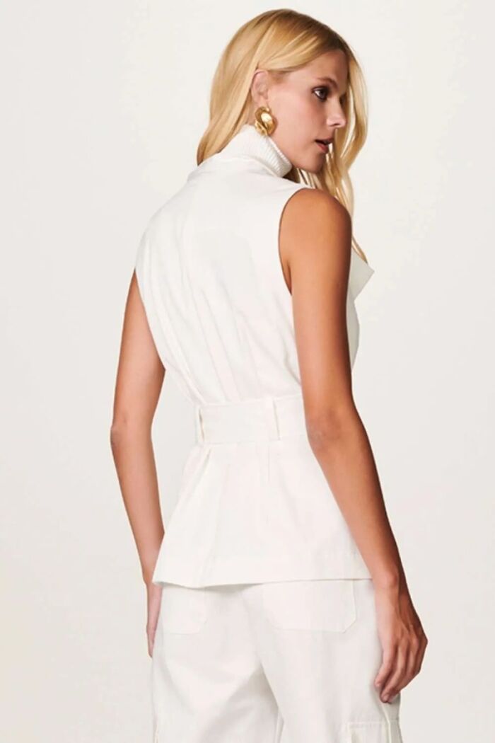 Imagem de Colete Paula Off White Le Blog