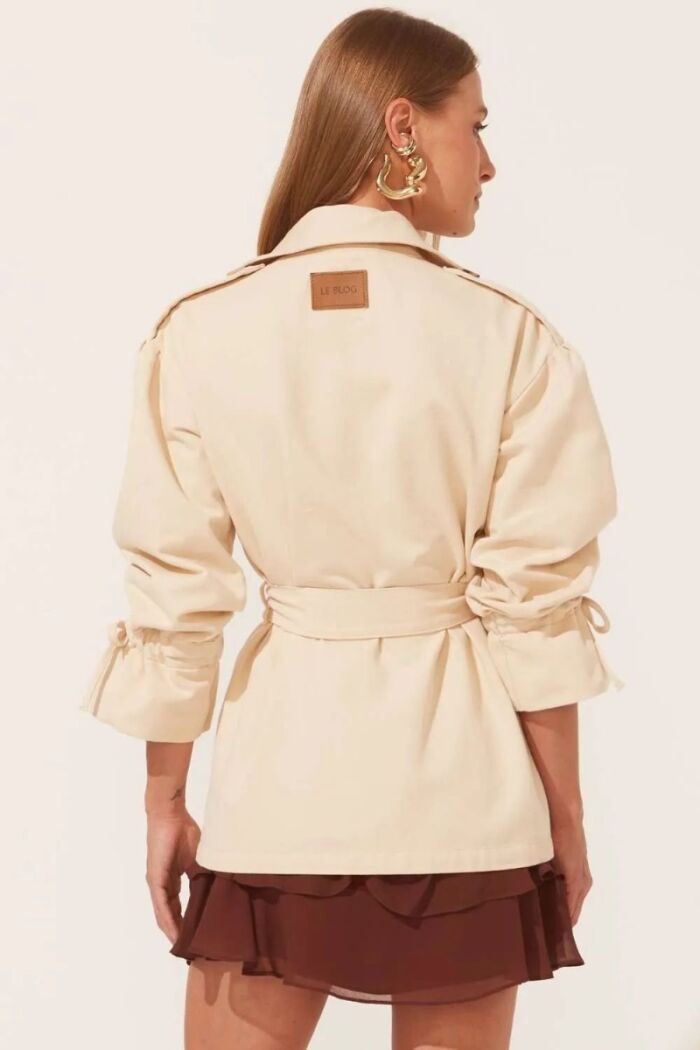 Imagem de Casaco Cléo Pérola Le Blog