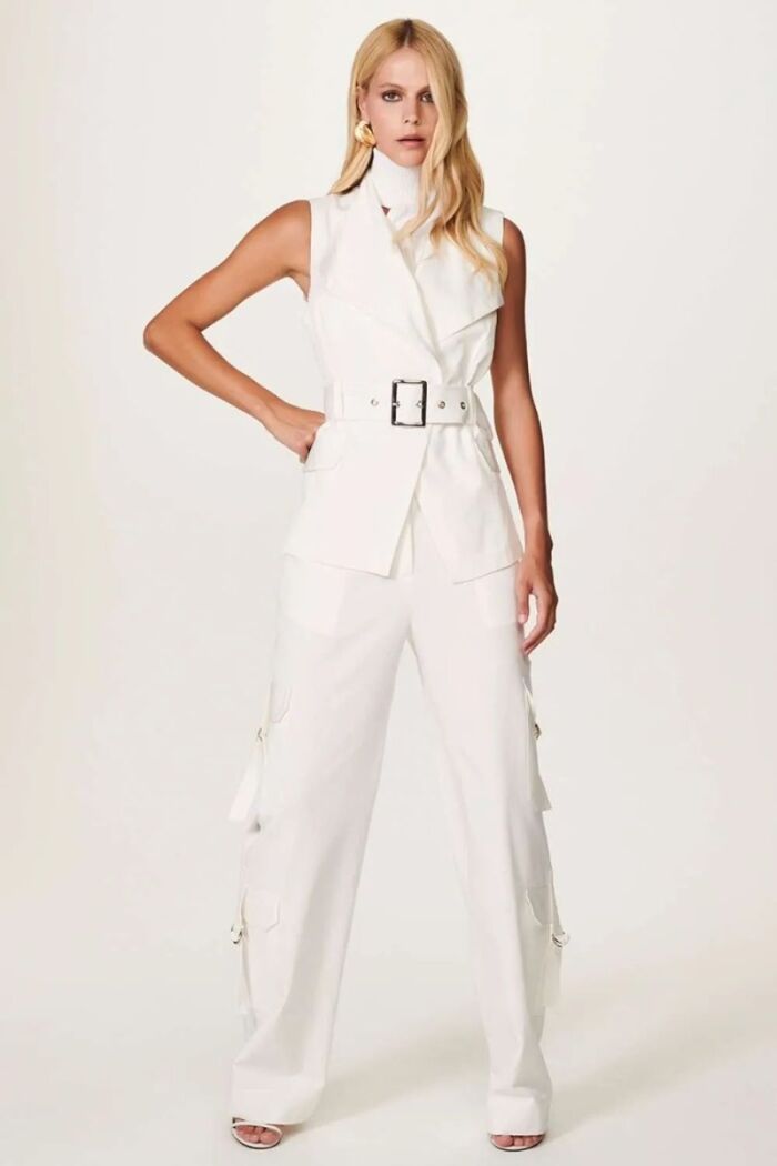 Imagem de Colete Paula Off White Le Blog