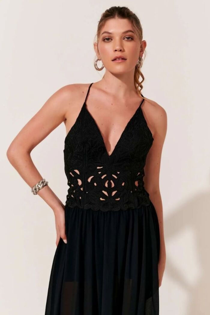 Imagem de Vestido Lívia Preto Le Blog