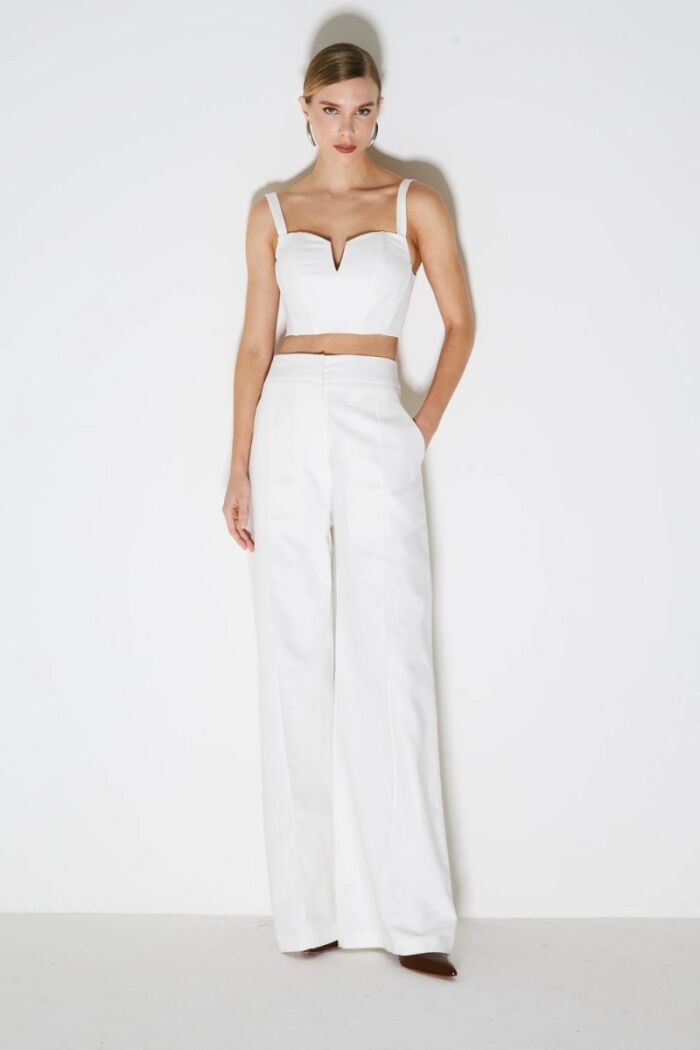 Imagem de Calça Pantalona Estruturada Com Frisos Off White Zen