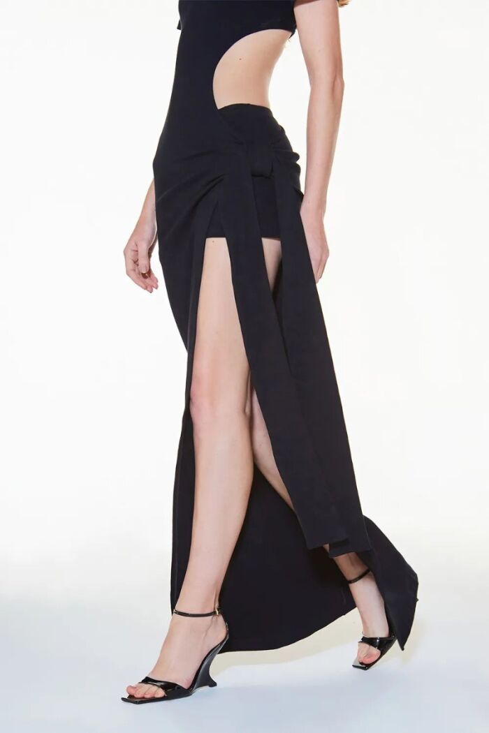 Imagem de Vestido Longo Amarração Lateral Preto Zen