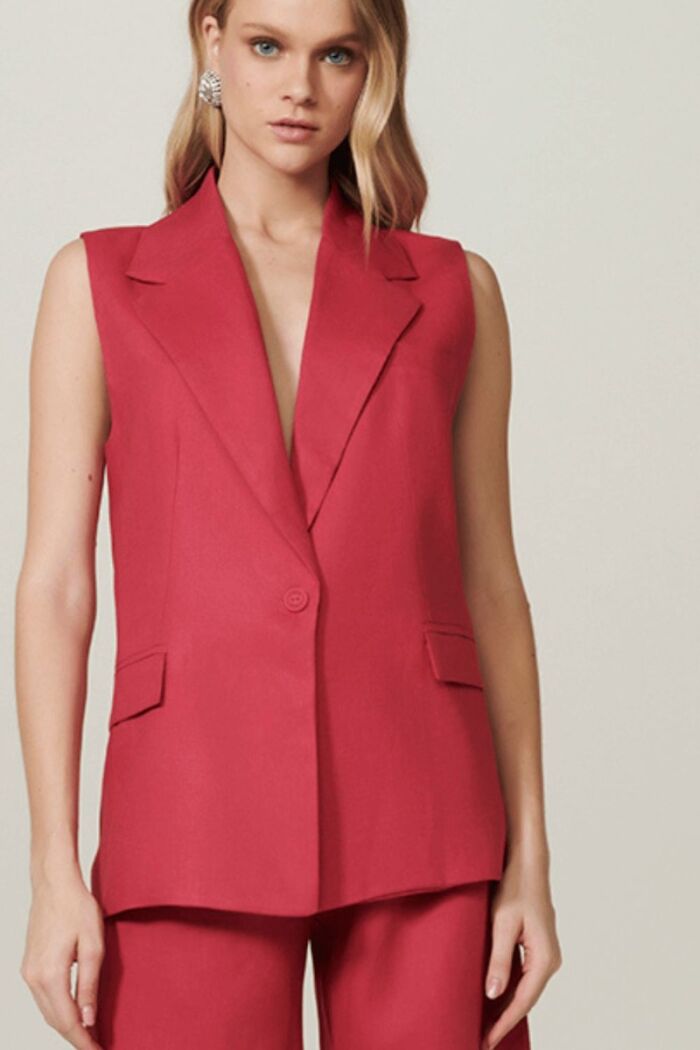 Imagem de Colete Antonieta Vermelho Cherry Le Blog