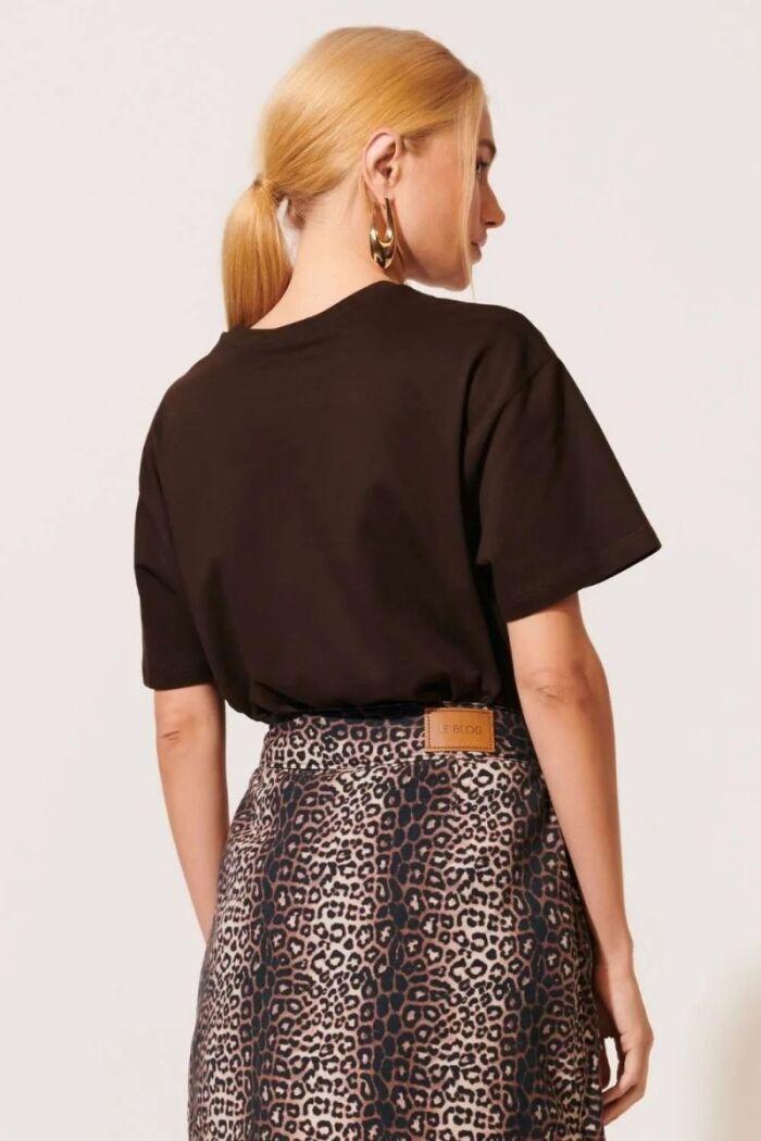 Imagem de Shirt Simone Marrom Dark Le Blog