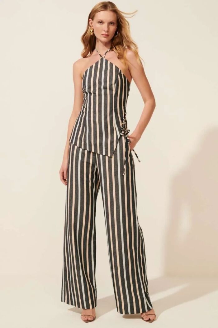 Imagem de Blusa Thaise Listrada Le Blog