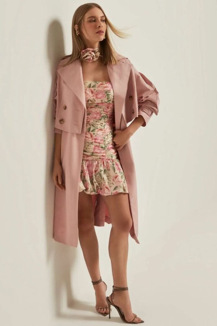 Imagem de Casaco New Betina Rosa Classic Le Blog