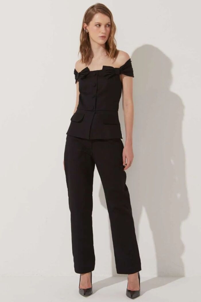 Imagem de Blusa Ivone Preta Le Blog