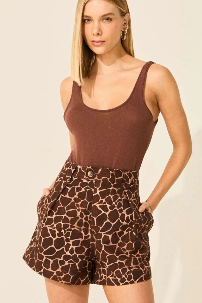Imagem de Shorts Leona Estampa Girafa Le Blog