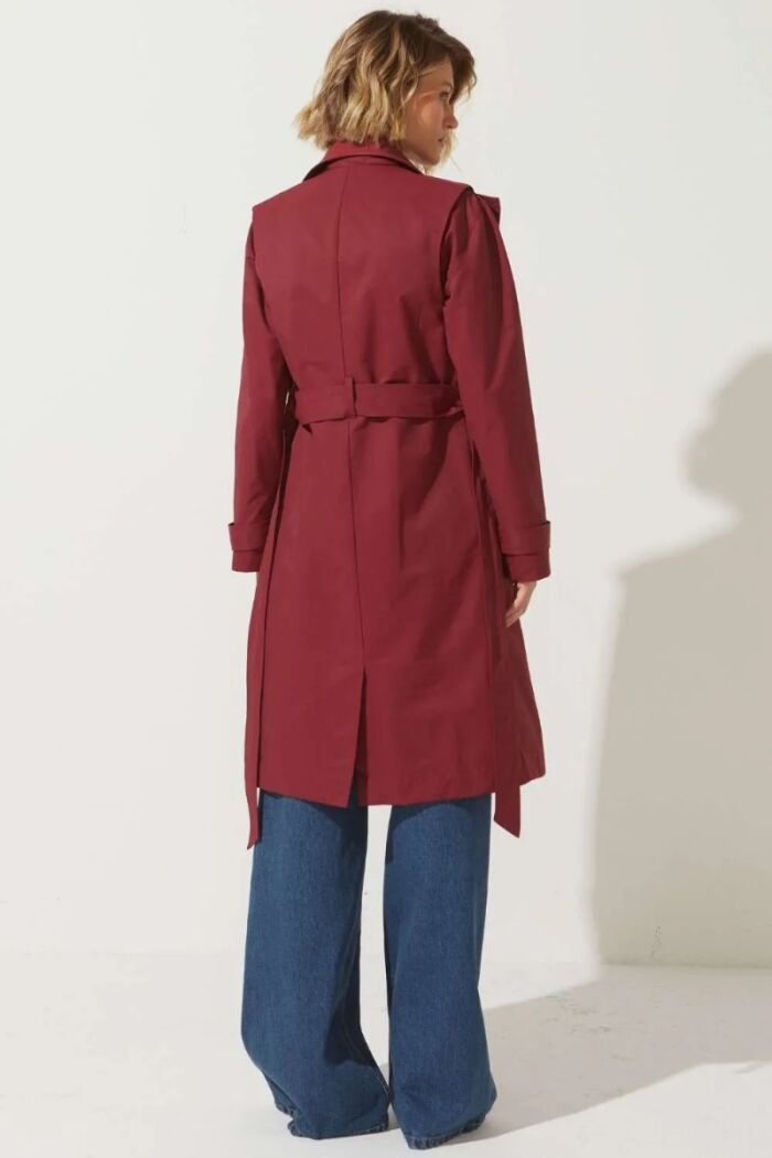 Imagem de Casaco Betina Dark Wine Le Blog