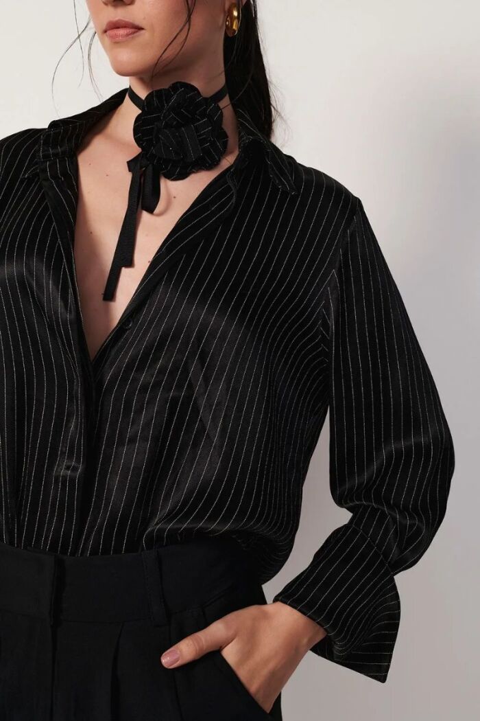 Imagem de Camisa Dora Preta Le Blog