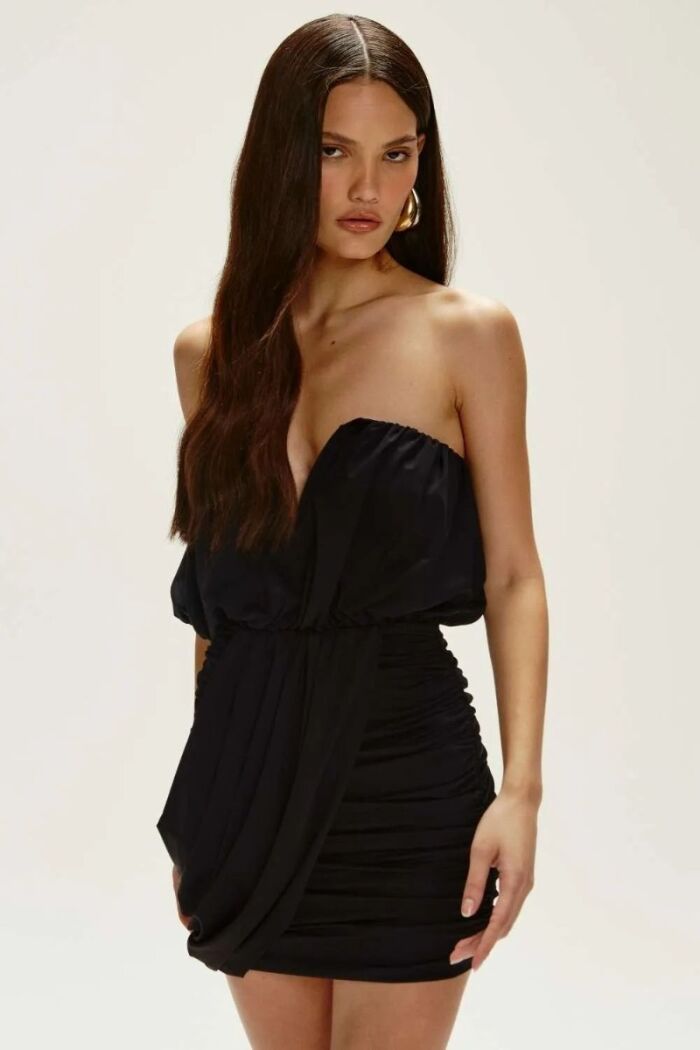 Imagem de Vestido Gisela Preto Le Blog