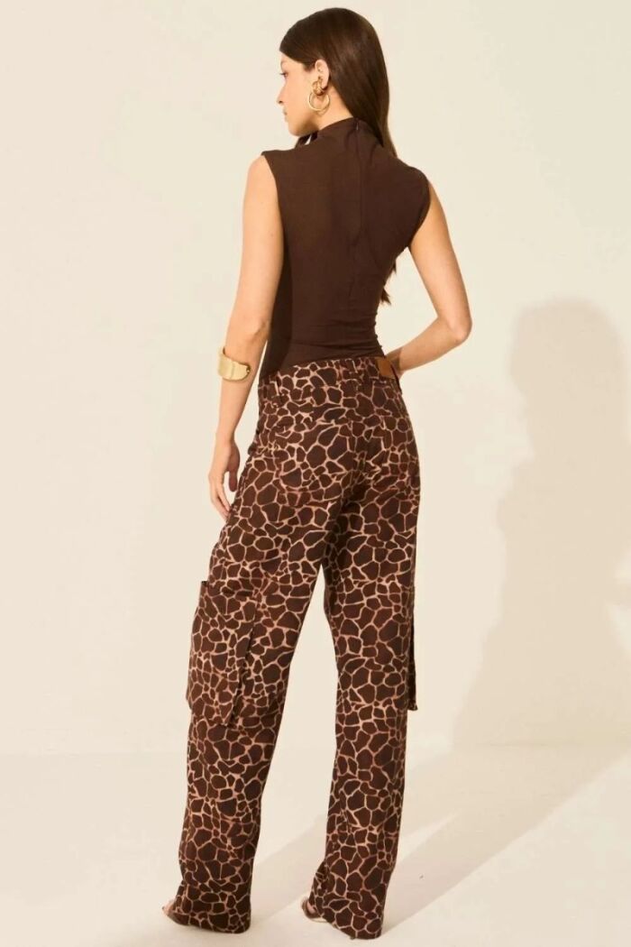 Imagem de Calça Leona Estampa Girafa Le Blog