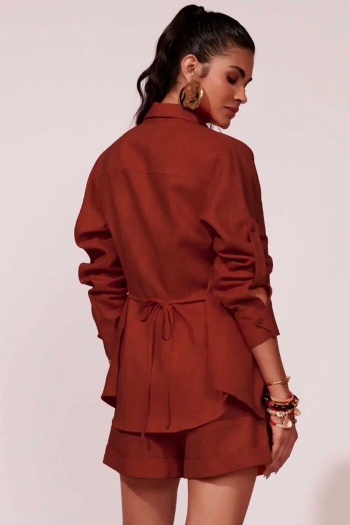 Imagem de Camisa Camelia Marrom Cacau Le Blog