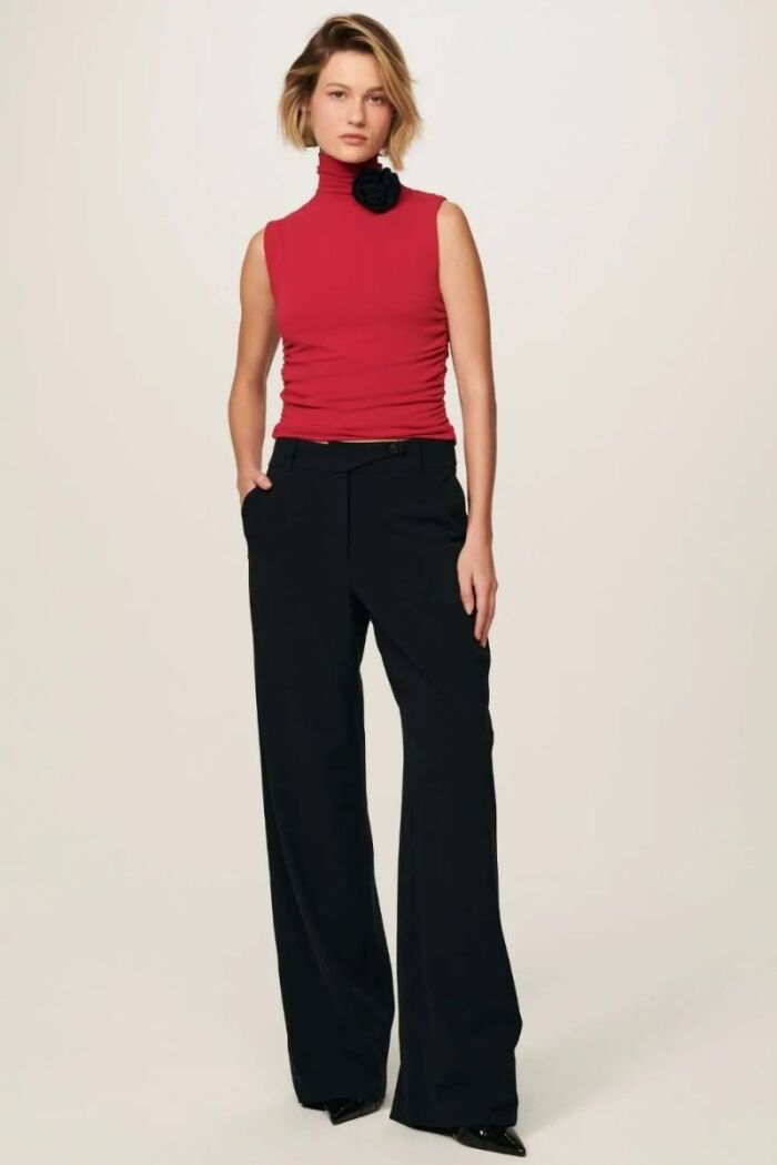 Imagem de Blusa Perla Vermelho Tango Le Blog