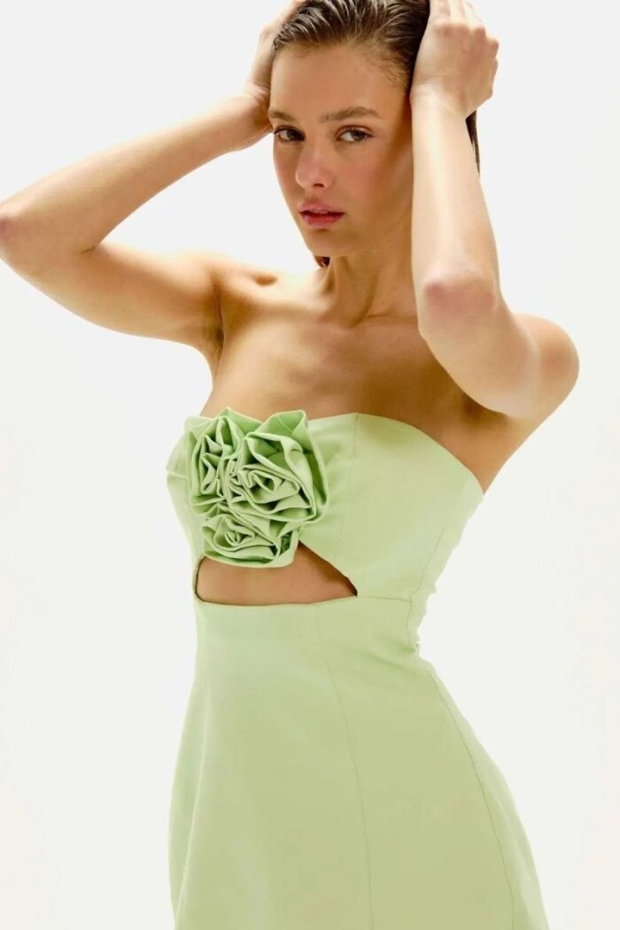 Imagem de Vestido Emma Verde Goma Le Blog