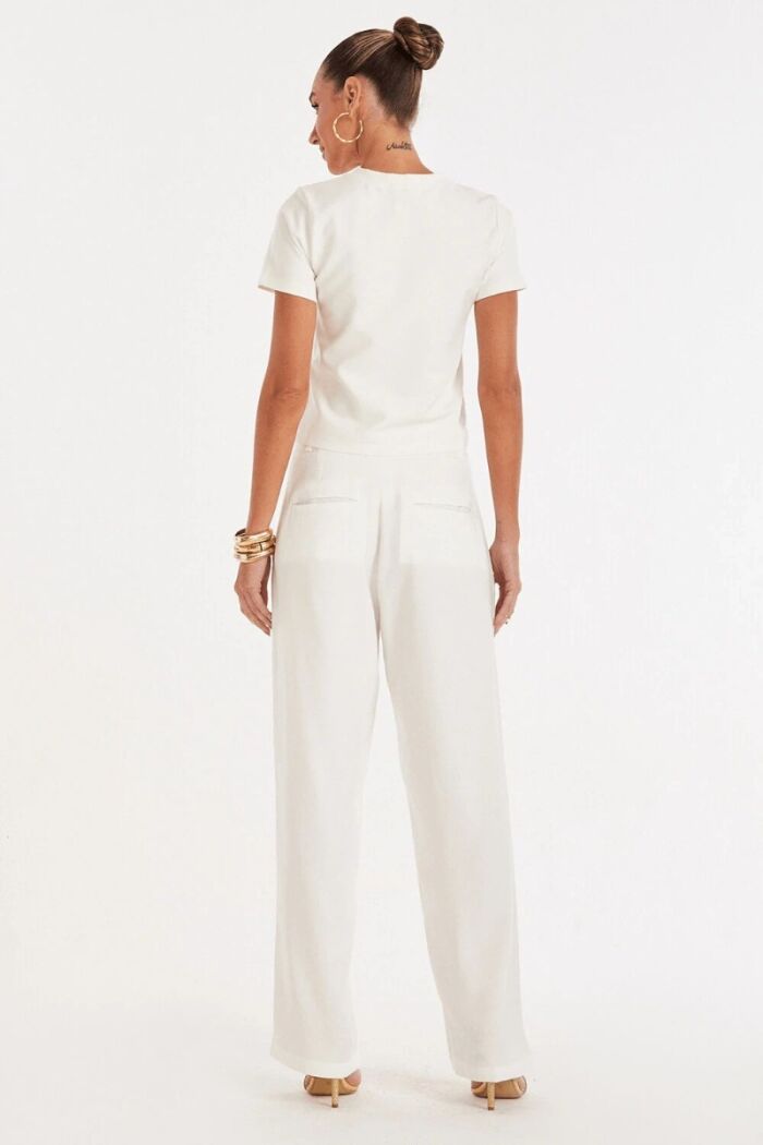 Imagem de Blusa Manga Curta Reta Off White Zen