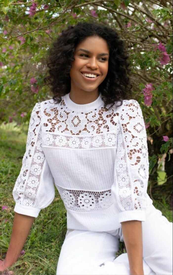 Imagem de Blusa Bordada Em Richelieu Marie Mercié