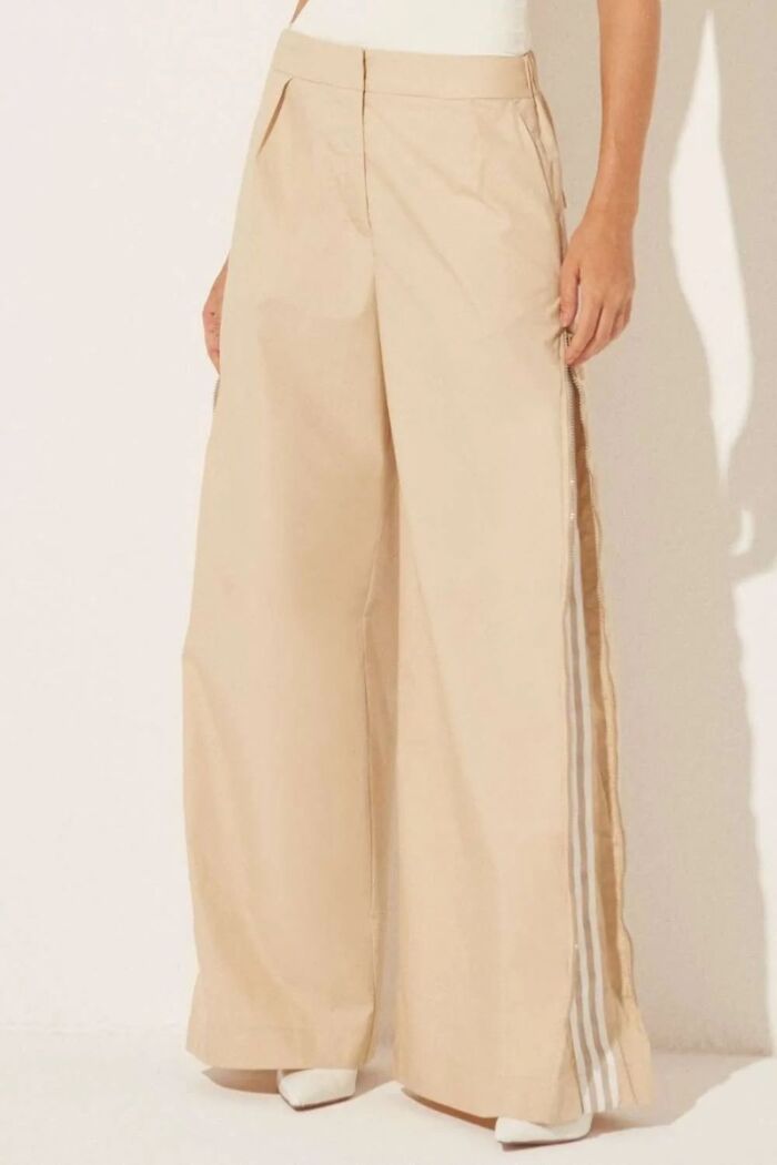 Imagem de Calça Talissa Bege Le Blog