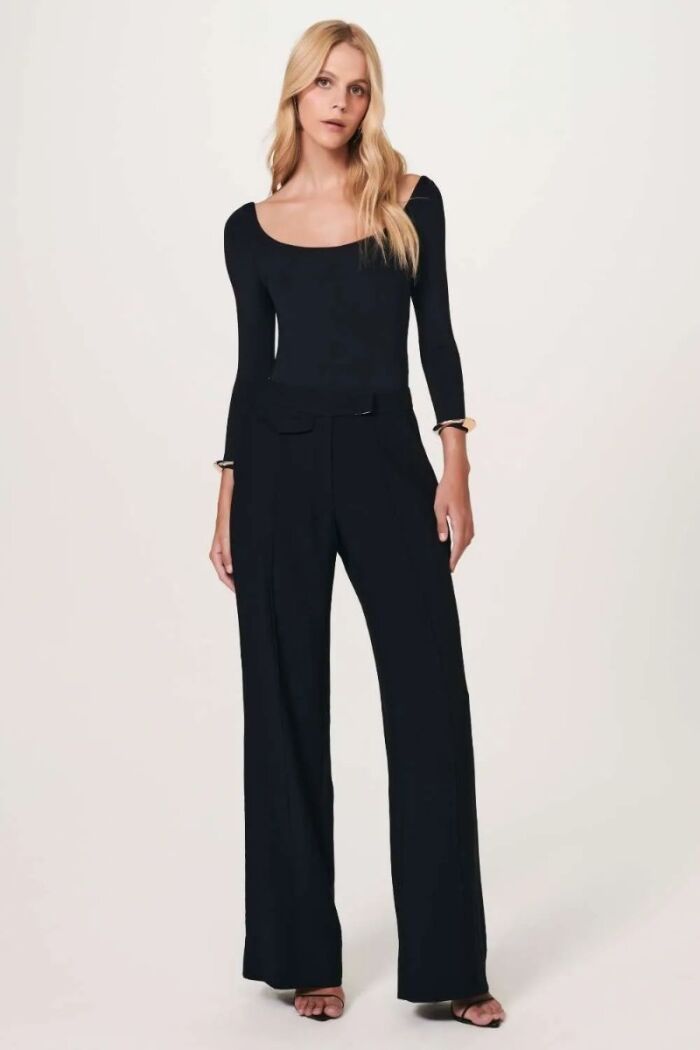 Imagem de Calça Leila Preta Le Blog